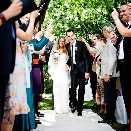 Privathotel Lindtner Hamburg Bagian luar foto Jewish wedding
