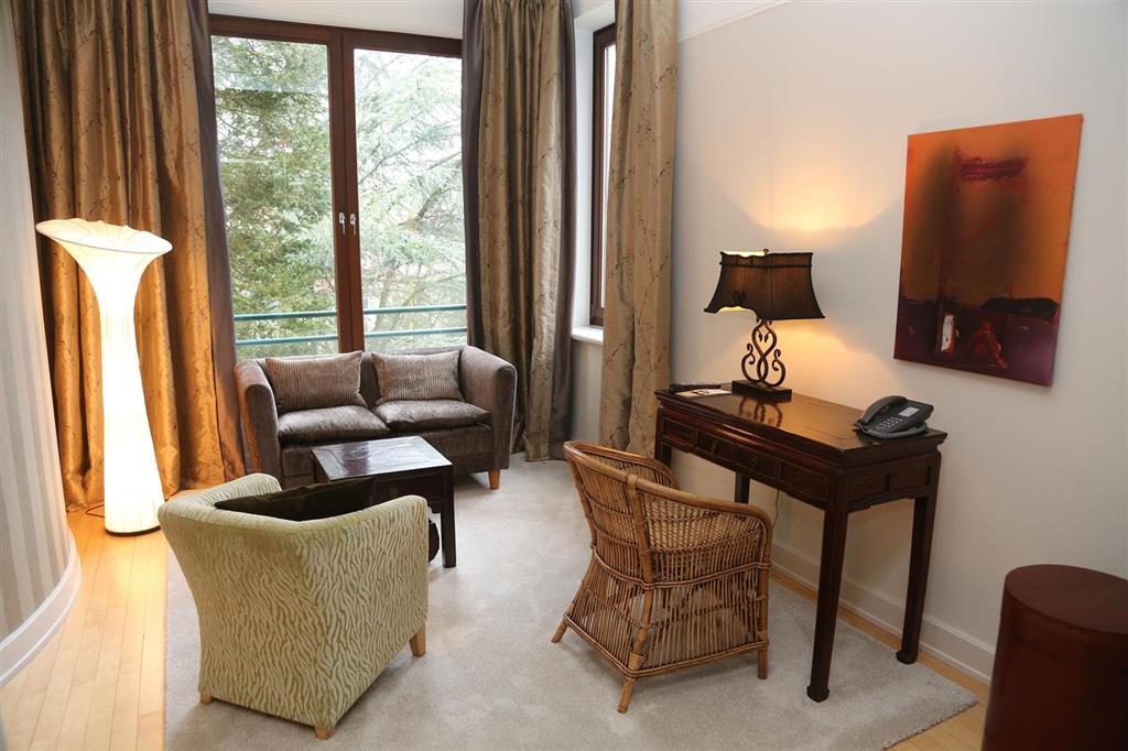 Privathotel Lindtner Hamburg Ruang foto A room at the hotel