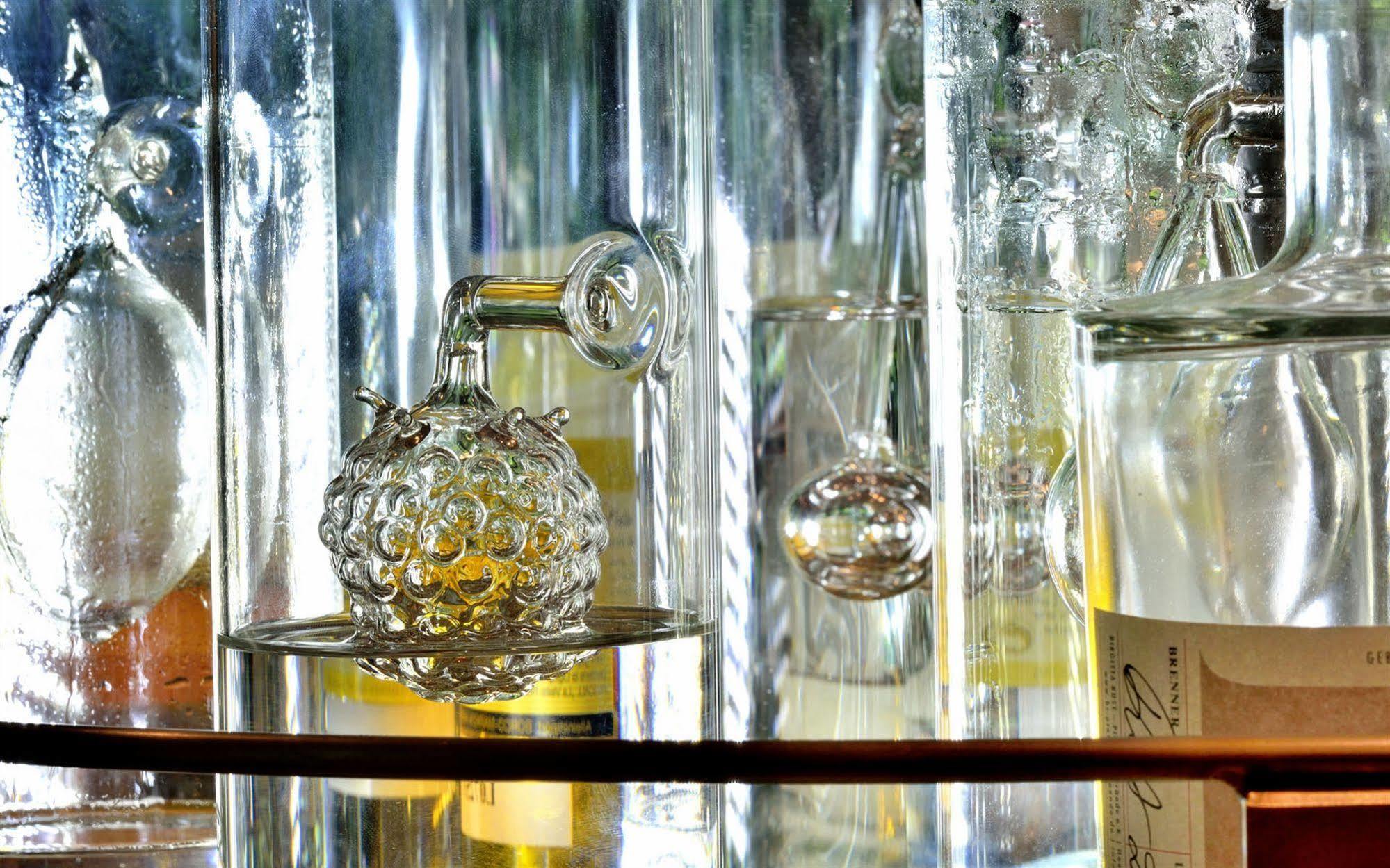 Privathotel Lindtner Hamburg Bagian luar foto Laboratory glassware
